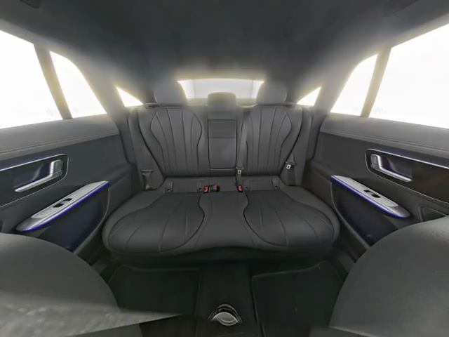 Mercedes-Benz EQE 300 Sedan