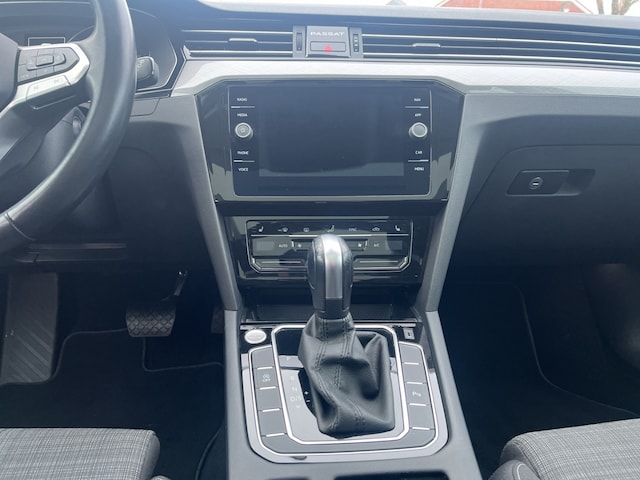 Volkswagen Passat 2.0 TDI Business DSG Variant