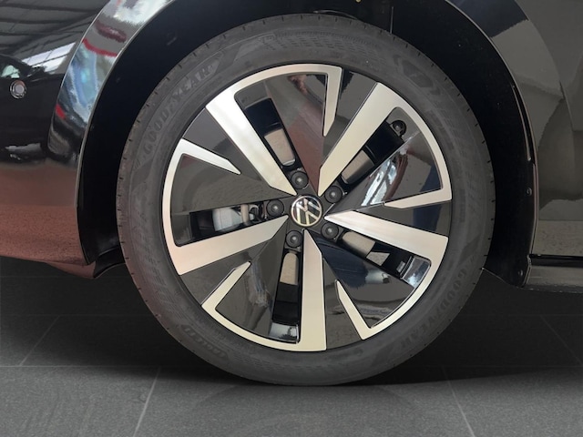 Volkswagen Passat 1.5 eTSI Business DSG