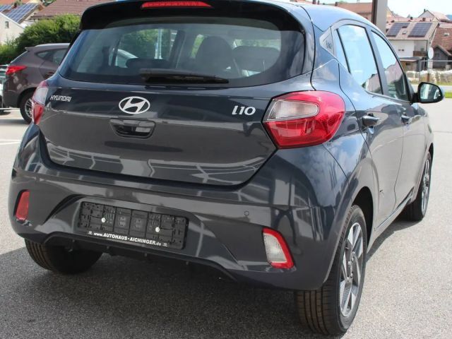Hyundai i10 1.0 2WD Trend