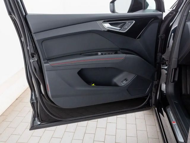 Audi Q4 e-tron Quattro