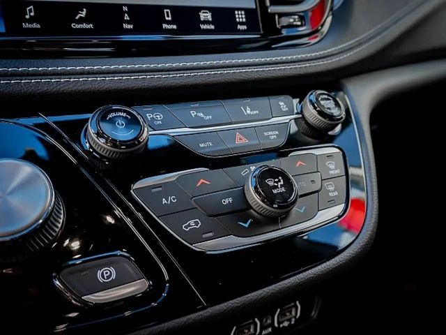 Chrysler Pacifica Touring eHybrid