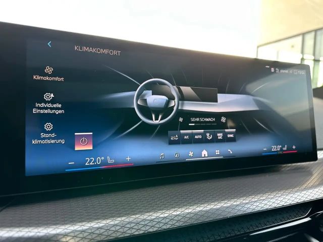 BMW 330 330e M-Sport Touring