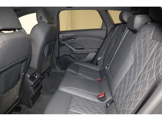 Audi A6 e-tron Avant Quattro