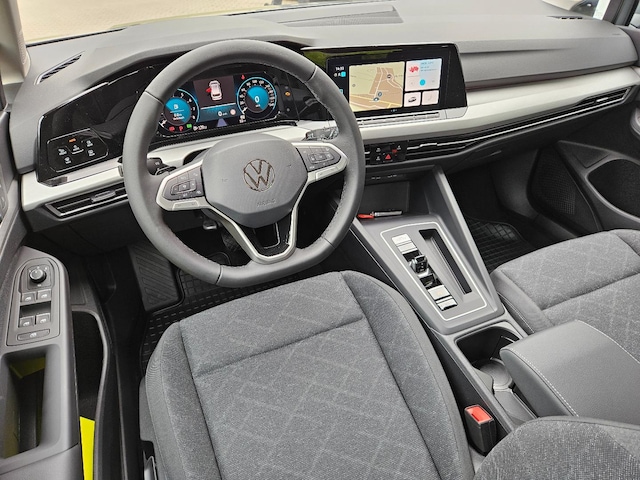 Volkswagen Golf Life Variant