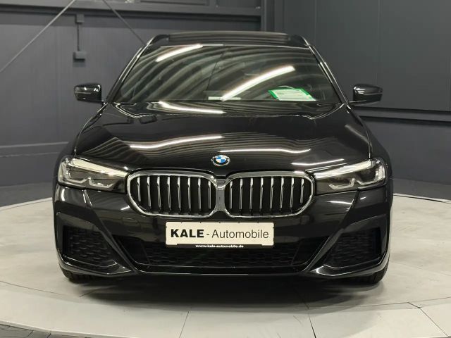 BMW 540 540d M-Sport Touring xDrive