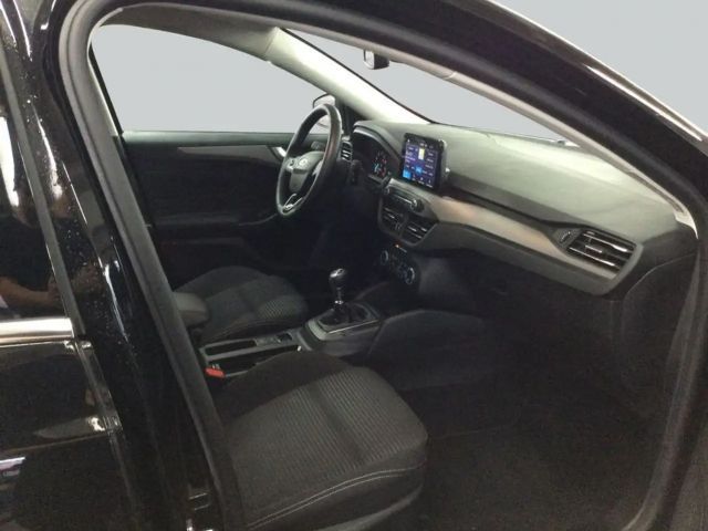 Ford Focus EcoBoost Style Titanium Wagon