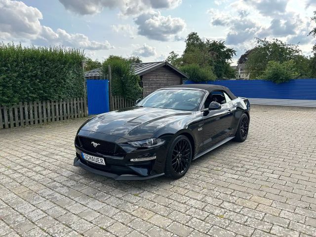 Ford Mustang Convertible GT 5.0 V8