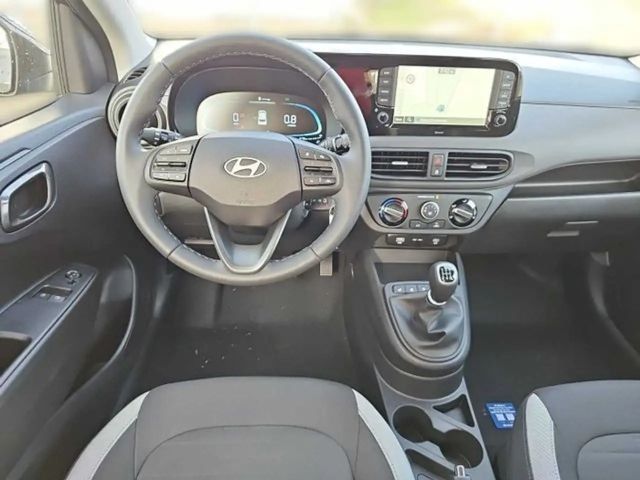 Hyundai i10 1.0 2WD Trend