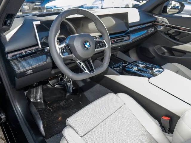BMW 540 540d M-Sport Sedan xDrive