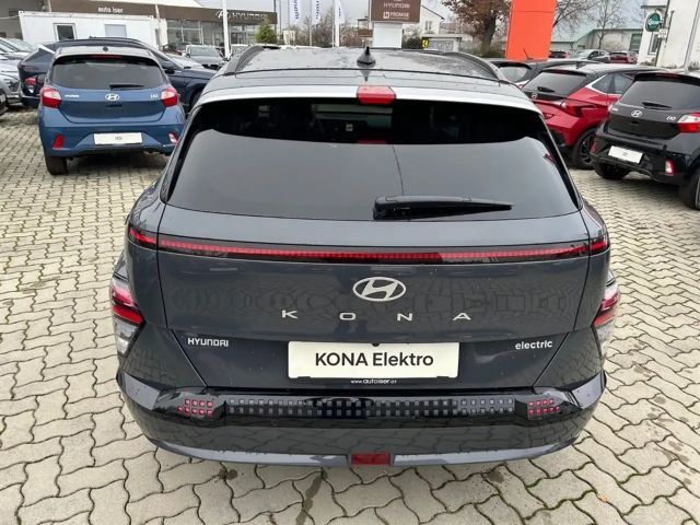 Hyundai Kona 64 kWh Electric