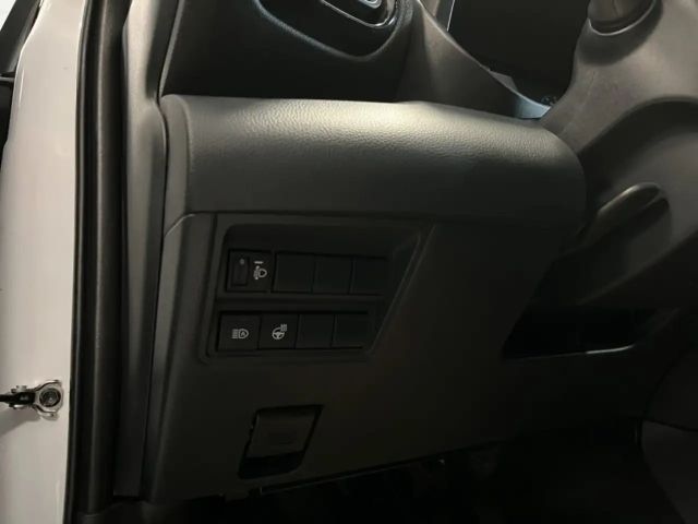 Toyota Yaris Active VVT-i