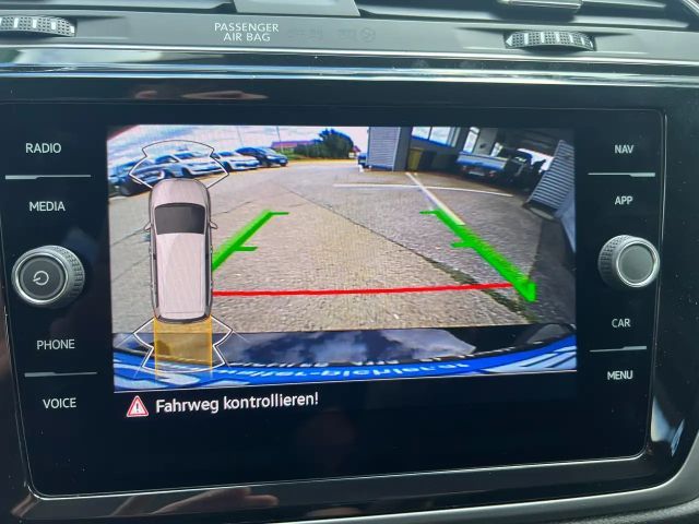 Volkswagen Touran DSG Life