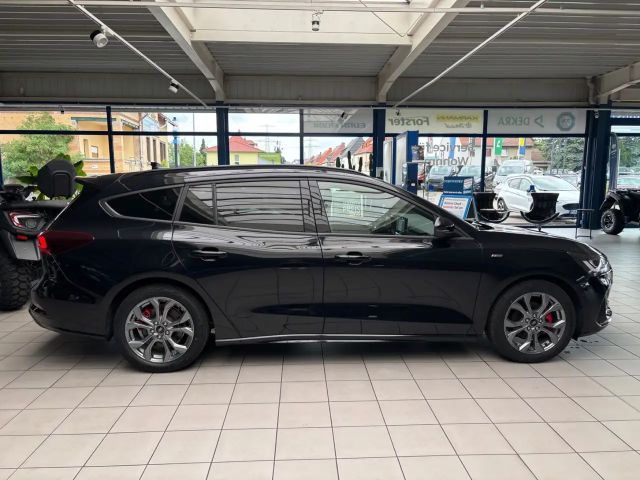 Ford Focus ST Line Wagon