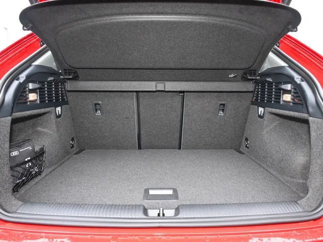 Audi Q2 35 TFSI S-Line