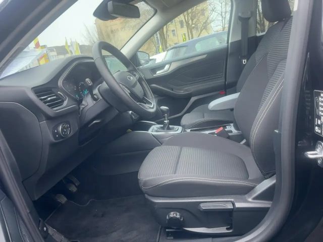 Ford Focus Titanium Wagon