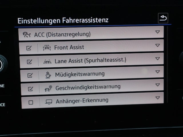 Volkswagen T-Roc 1.5 TSI Plus R-Line