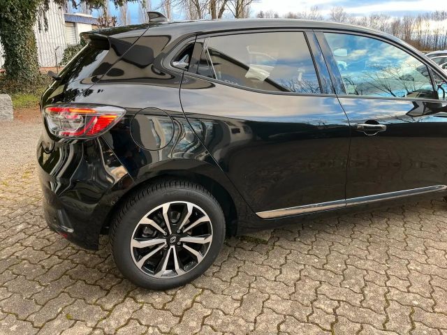 Renault Clio TCe 90 Techno