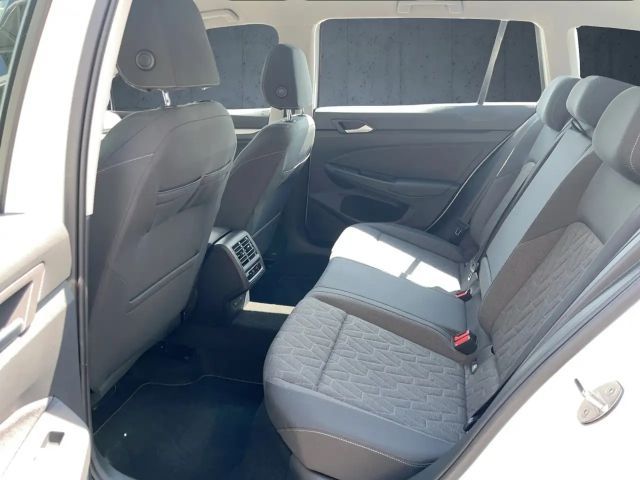 Volkswagen Golf 1.5 TSI DSG Life Variant