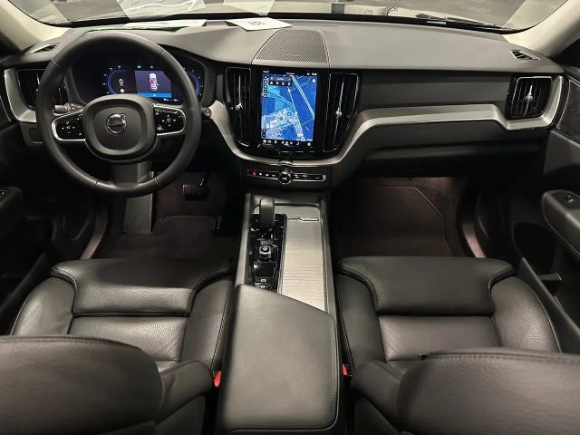 Volvo XC60 AWD Dark Plus