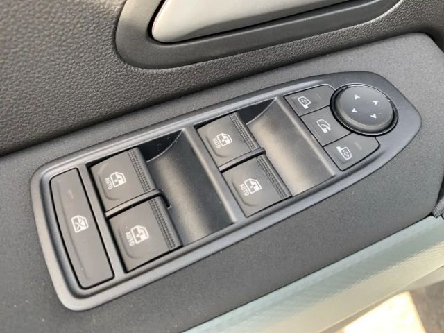 Dacia Duster Extreme Hybrid 140