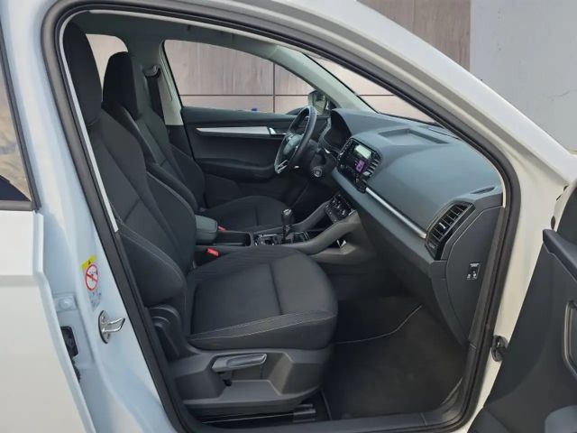 Skoda Karoq 1,0TSI 115PS Navi/LED/ACC/Kamera/Winterp.    **