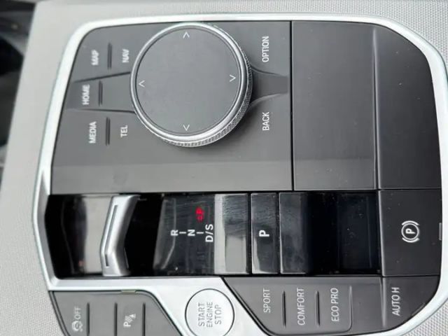 BMW 320 320d Touring xDrive