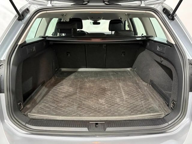 Volkswagen Passat 2.0 TDI Business DSG Variant