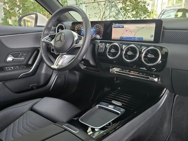 Mercedes-Benz A 180 Progressive