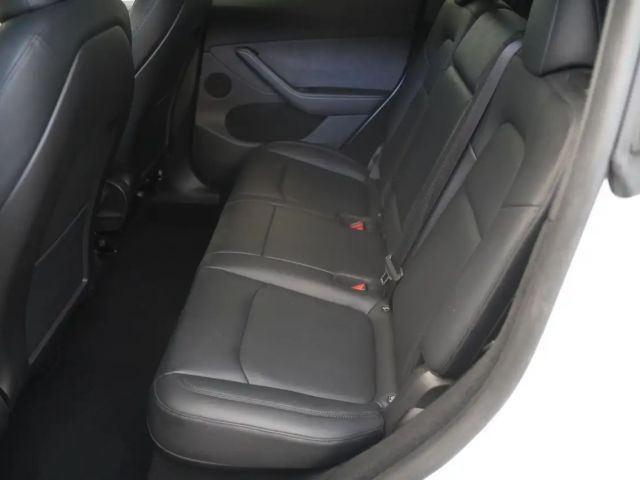 Tesla Model Y Performance