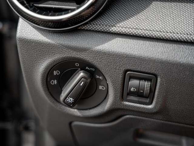 Skoda Fabia 1.0 MPI 5-GANG KlimaA SHZ PDC