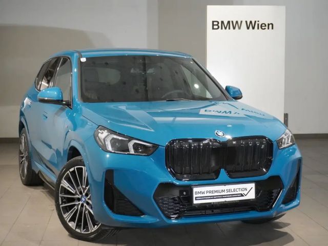 BMW iX1 xDrive30