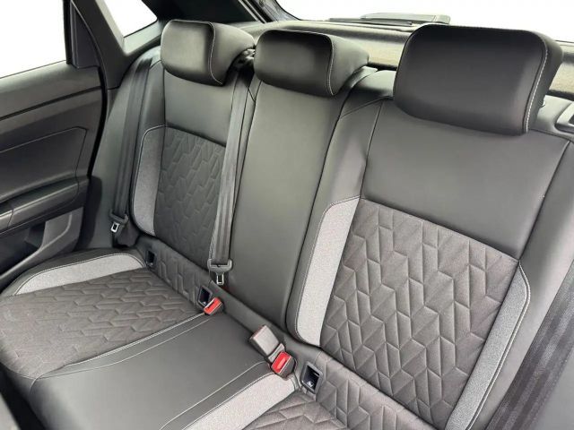 Volkswagen Polo 1.0 TSI Plus