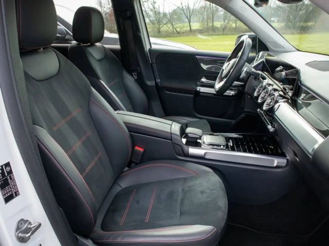 Mercedes-Benz GLB 250 AMG Line