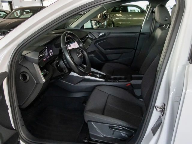 Audi A3 40 TFSI Hybride Sedan