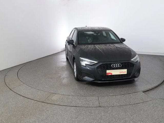 Audi A3 30 TFSI Sedan