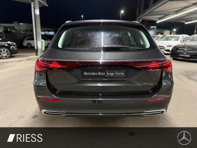 Mercedes-Benz E 220 AVANTGARDE E 220 d Estate