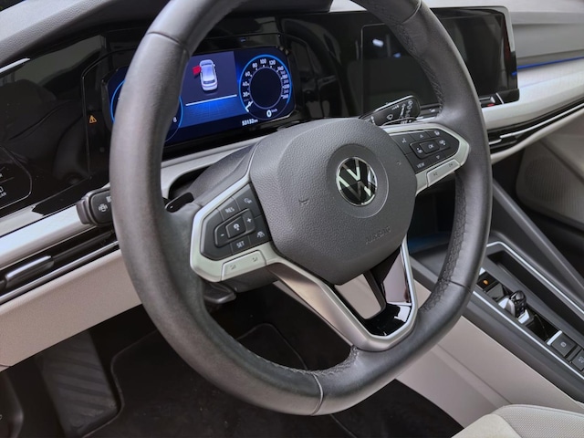 Volkswagen Golf DSG Life