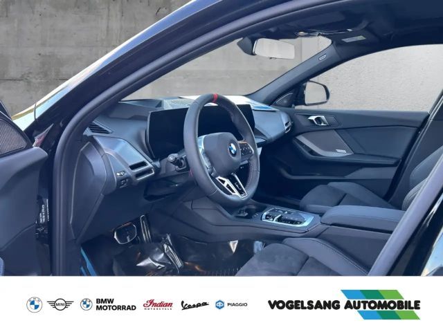 BMW 135 135i Sedan xDrive