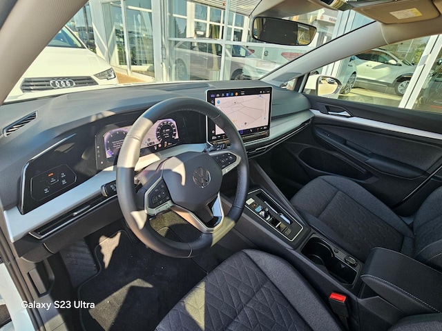 Volkswagen Golf 1.5 eTSI DSG Life Variant