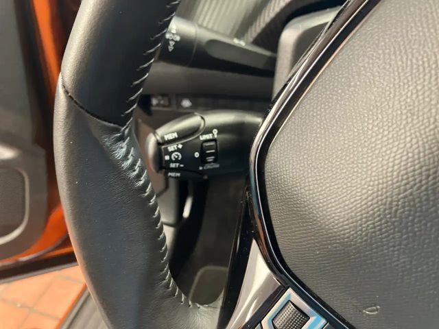 Peugeot E-2008 Allure Pack