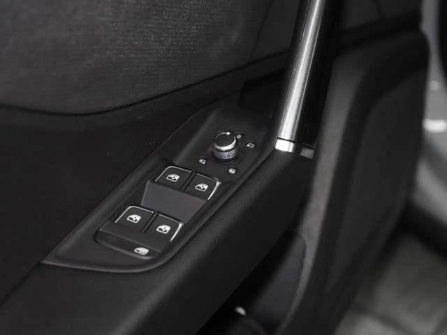 Audi Q2 35 TFSI S-Line