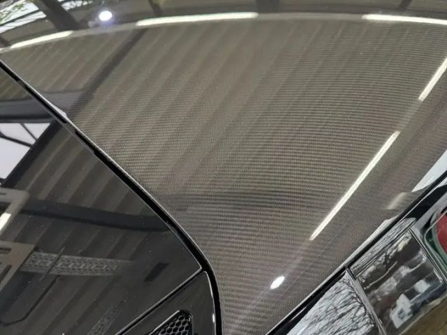 Maserati MC20 mit CARBON-Paketen! Weihnachtsdeal 2025