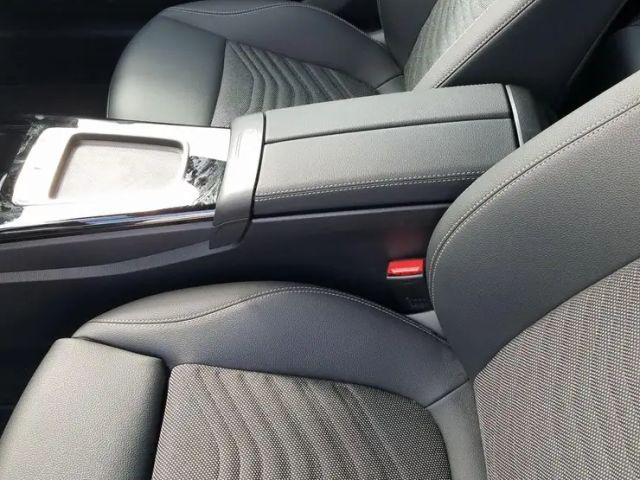 Mercedes-Benz A 200 A 200 d Progressive