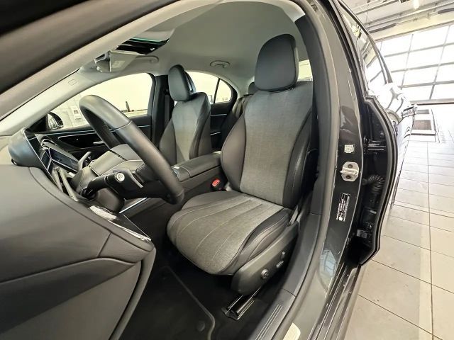 Mercedes-Benz E 300 E 300 de Sedan