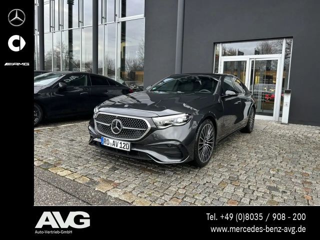 Mercedes-Benz E 220 AMG Line E 220 d Sedan