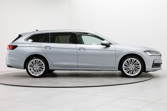 Skoda Superb 2.0 TDI Combi