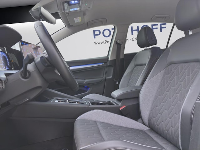 Volkswagen Golf 1.5 eTSI DSG