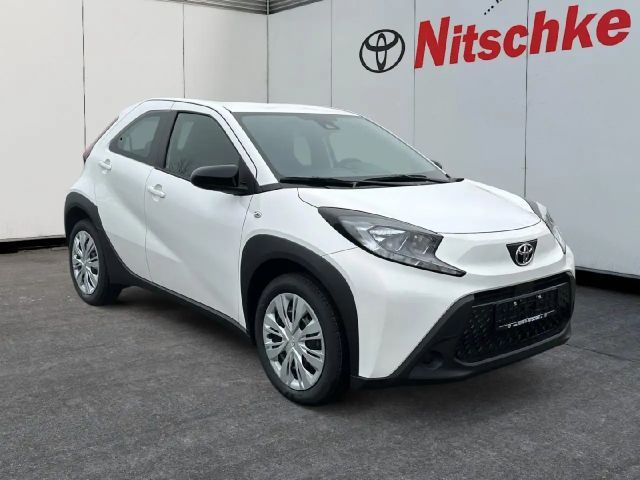 Toyota Aygo X 1.0 VVT-i Business