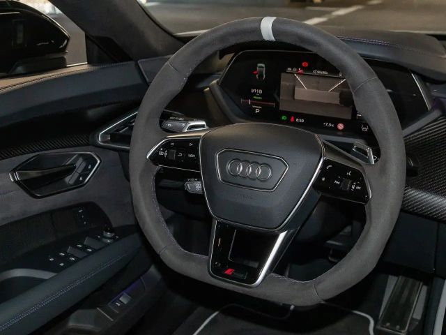 Audi RS e-tron GT ice race edition 1/99 Keramik Laser